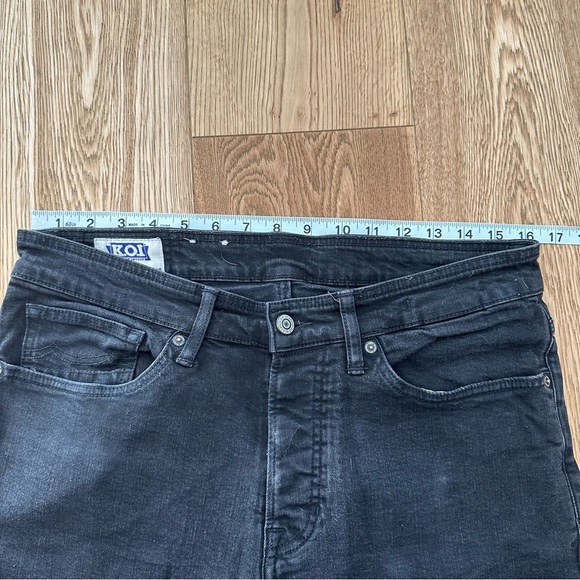 KINGS OF INDIGO BLACK JOHN LONG RISE SLIM JEANS - 32 - Picture 12 of 17